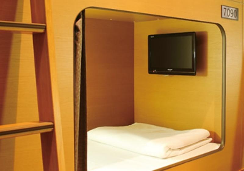 Capsule Hotel Nikoh Refre Sapporo Quarto foto